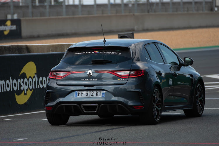 Pilotage voiture sur circuit (conducteur)