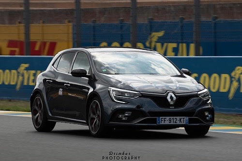 Pilotage voiture sur circuit (conducteur)
