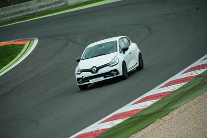 Pilotage voiture sur circuit (conducteur)